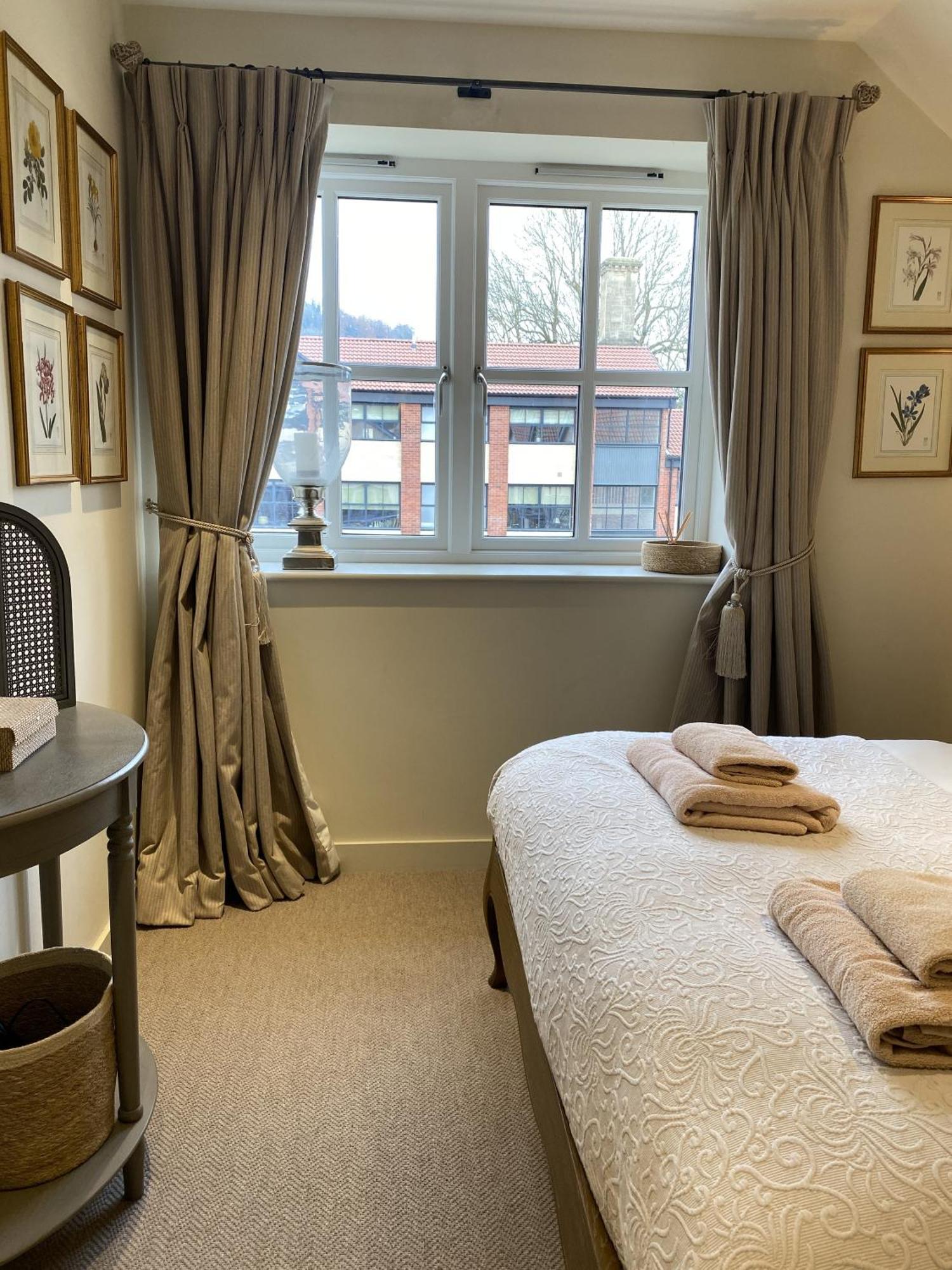 Walcot Yard With Parking, Bath Keys Apartment Екстериор снимка