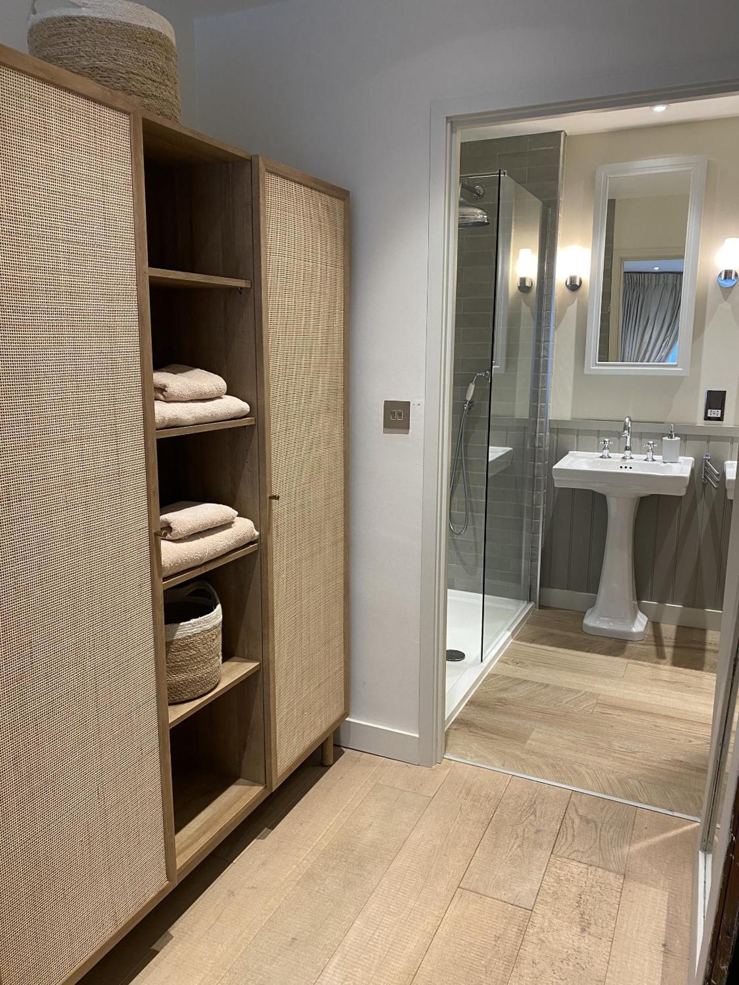 Walcot Yard With Parking, Bath Keys Apartment Екстериор снимка
